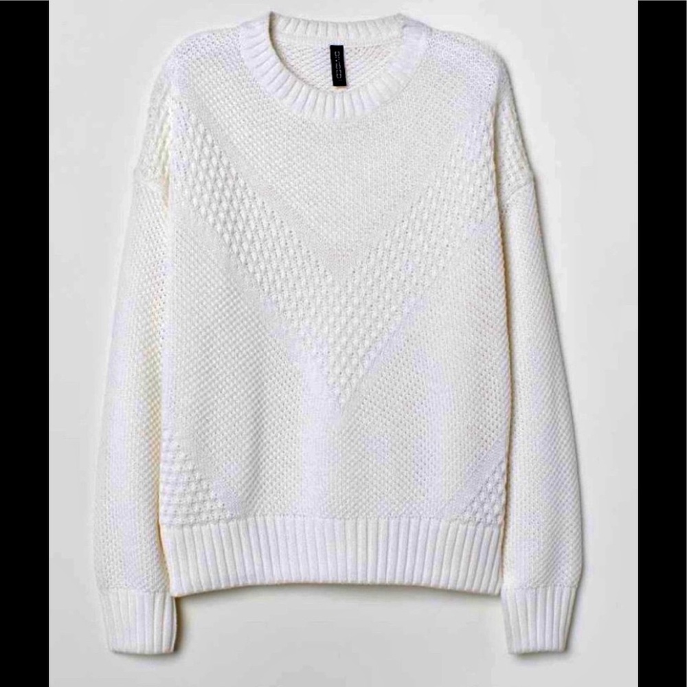 H&M White Chevron Knit Sweater- S